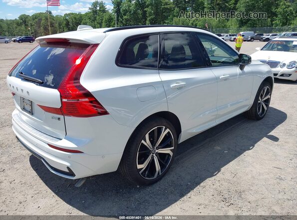 YV4M12RM2S1082050 2025 VOLVO XC60 White Tył prawy