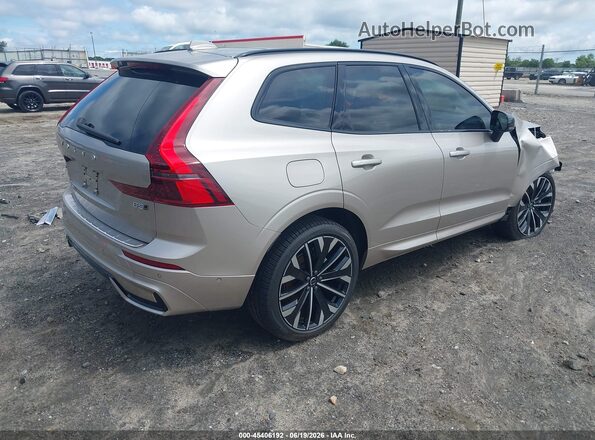 YV4M12RM2T1408298 2026 VOLVO XC60 Champagne Rear right