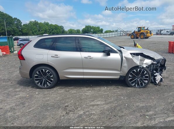 YV4M12RM2T1408298 2026 VOLVO XC60 Champagne 360 interior view