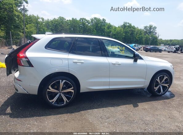 YV4M12RM8S1082229 2025 VOLVO XC60 White Սալոնի հետևի տեսք