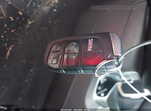 ZACCJAAB9HPF83240 2017 JEEP RENEGADE Red Առջևի վահանակի տեսք