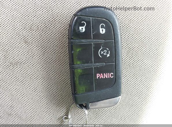 ZACCJAAT4GPE37626 2016 JEEP RENEGADE Бежевый Вид панели приборов