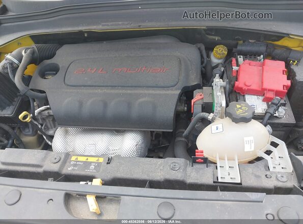 ZACCJABB1JPH62005 2018 JEEP RENEGADE Yellow Rear view