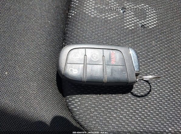 ZACCJABB3HPE46485 2017 JEEP RENEGADE Yellow Widok deski rozdzielczej