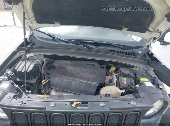 ZACCJABB4HPF11974 2017 JEEP RENEGADE Белый Вид сзади