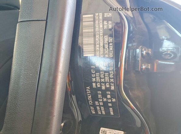 ZACCJABB7JPH04576 2018 JEEP RENEGADE Черный 