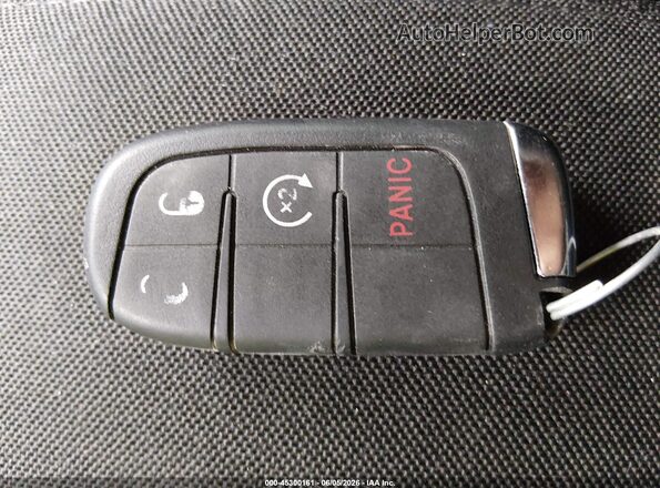 ZACCJABB7JPH75244 2018 JEEP RENEGADE Red Widok deski rozdzielczej