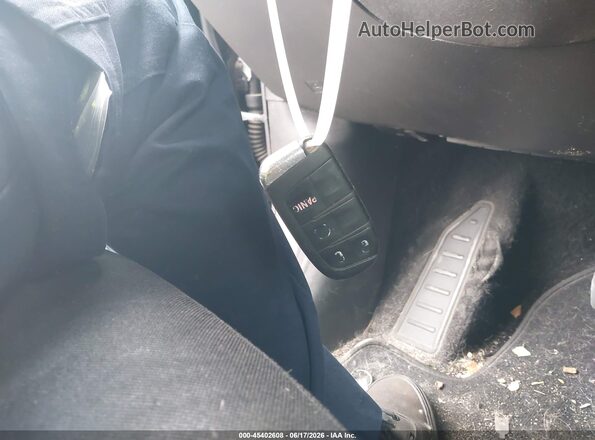 ZACCJABBXHPF00154 2017 JEEP RENEGADE Черный Вид панели приборов