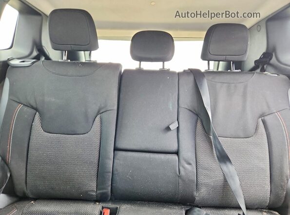 ZACCJABT0GPD21886 2016 JEEP RENEGADE Tan Rear seats view