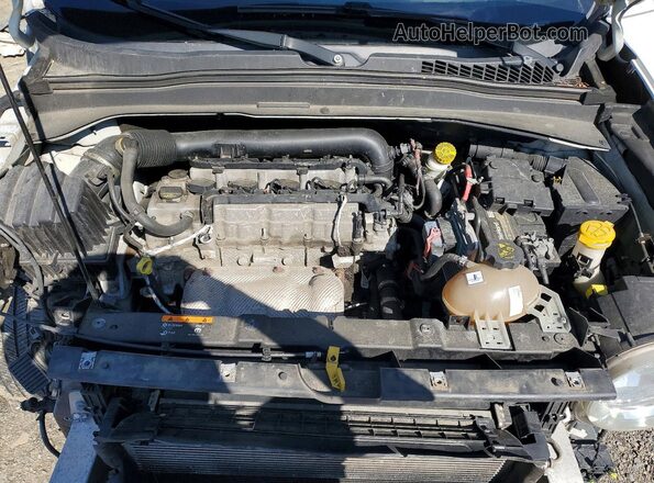 ZACCJABT1GPD10444 2016 JEEP RENEGADE White Engine compartment view