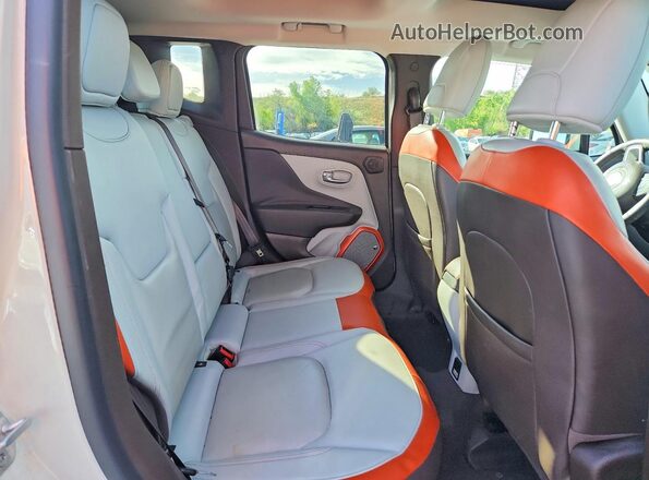 ZACCJADB5HPF13472 2017 JEEP RENEGADE Белый 