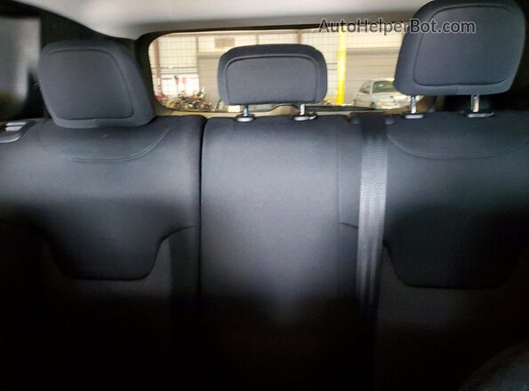 ZACCJBAB0JPH51259 2018 JEEP RENEGADE Black Vista de los asientos traseros