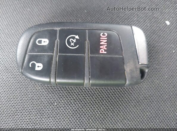 ZACCJBAB1JPH31134 2018 JEEP RENEGADE Оранжевый Вид панели приборов