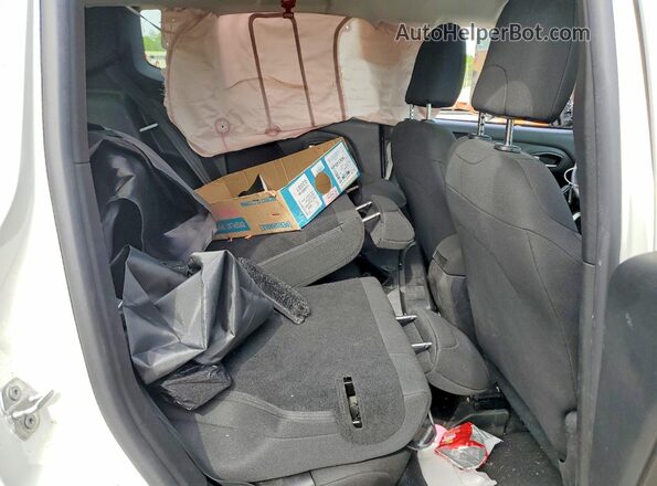 ZACCJBAB3JPH40904 2018 JEEP RENEGADE White 