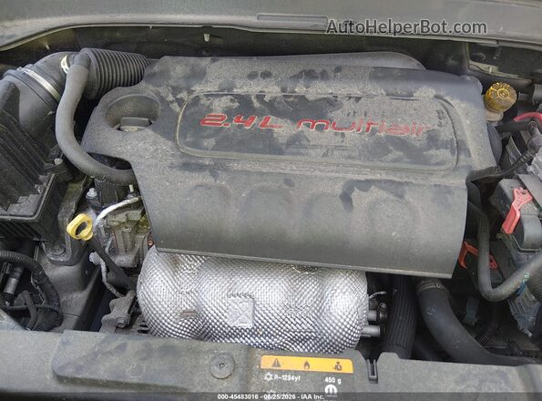 ZACCJBAB3JPJ10491 2018 JEEP RENEGADE Черный Вид сзади