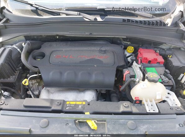 ZACCJBAB4JPJ48845 2018 JEEP RENEGADE Silver უკანა ხედი