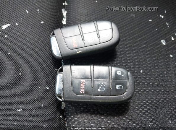 ZACCJBAB7JPH52974 2018 JEEP RENEGADE Оранжевый Вид панели приборов