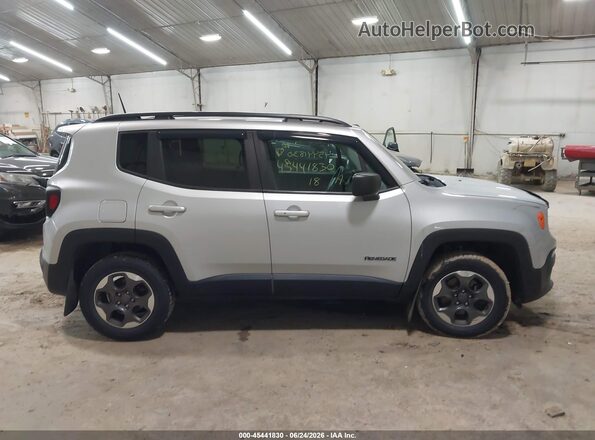 ZACCJBAB8JPH67970 2018 JEEP RENEGADE Silver Սալոնի հետևի տեսք