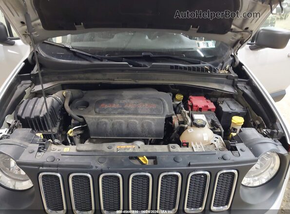 ZACCJBAB8JPH67970 2018 JEEP RENEGADE Silver Հետևի տեսք