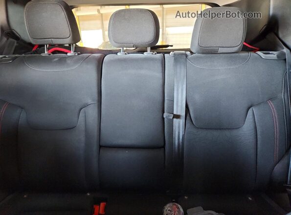 ZACCJBCB2HPG01709 2017 JEEP RENEGADE Black 