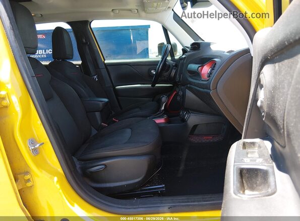 ZACCJBCB2JPH60977 2018 JEEP RENEGADE Yellow წინა სალონის ხედი