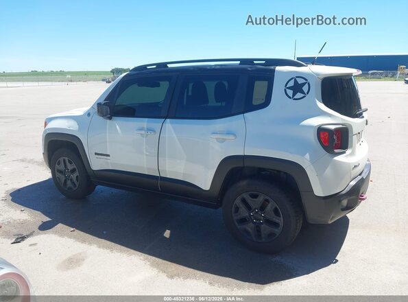 ZACCJBCB4HPF73900 2017 JEEP RENEGADE White Սալոնի 360 աստիճան տեսք