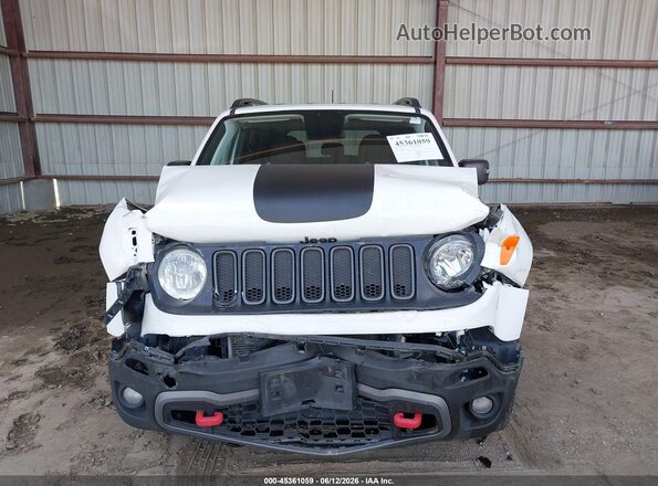 ZACCJBCB4JPH70121 2018 JEEP RENEGADE White Vista del salpicadero
