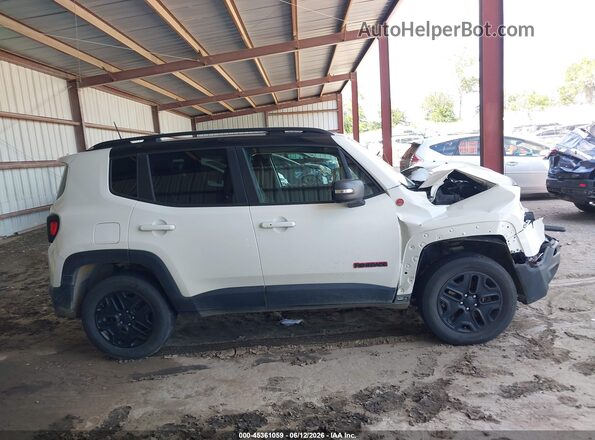 ZACCJBCB4JPH70121 2018 JEEP RENEGADE White Vista del cuadro de instrumentos