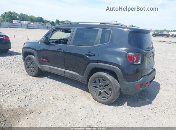 ZACCJBCB5JPH46233 2018 JEEP RENEGADE Black Tył lewy