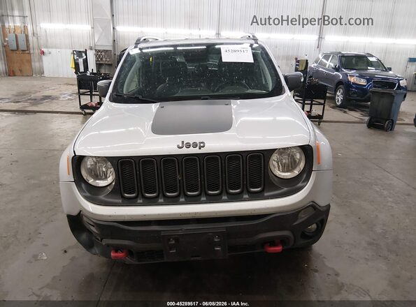ZACCJBCB5JPJ04690 2018 JEEP RENEGADE Silver ხელსაწყოთა პანელის ხედი