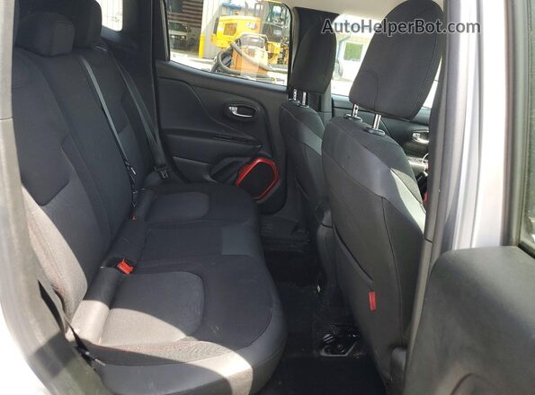 ZACCJBCB6HPE90677 2017 JEEP RENEGADE Silver Vista de los asientos traseros