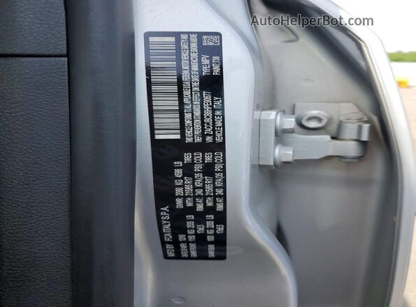 ZACCJBCB6HPE90677 2017 JEEP RENEGADE Silver Vista del compartimento del motor