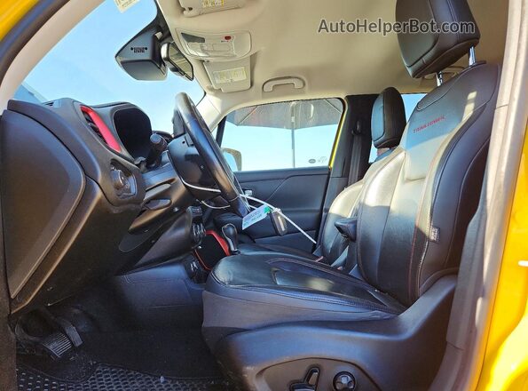 ZACCJBCB6HPF18204 2017 JEEP RENEGADE Желтый 
