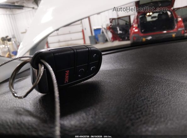 ZACCJBCT7GPD85833 2016 JEEP RENEGADE White Вид панелі приладів