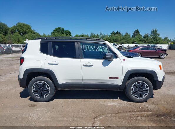 ZACCJBCTXGPD10950 2016 JEEP RENEGADE Белый Вид задней части салона