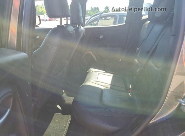 ZACCJBDB2HPF23821 2017 JEEP RENEGADE Gray Rear interior view
