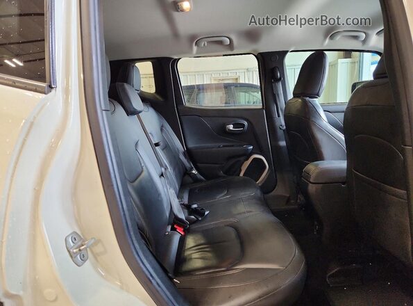 ZACCJBDTXGPC60095 2016 JEEP RENEGADE White Vista de los asientos traseros