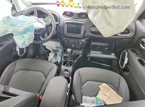 ZACNJAAB2LPM27765 2020 JEEP RENEGADE Черный Вид панели приборов