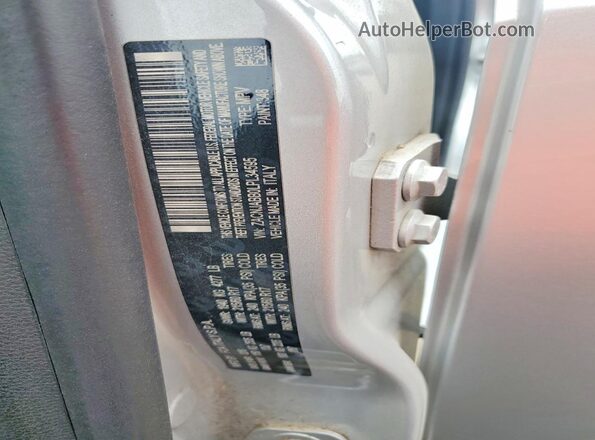 ZACNJABB0LPL34595 2020 JEEP RENEGADE Silver Widok naklejki z numerem VIN
