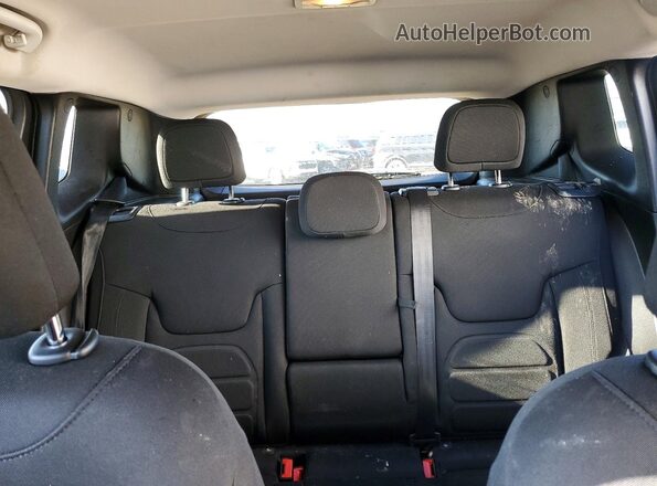 ZACNJABB1KPK02668 2019 JEEP RENEGADE Silver Հետևի նստատեղերի տեսք