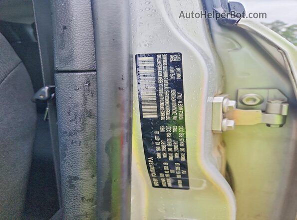 ZACNJABB1KPK08566 2019 JEEP RENEGADE Silver Engine compartment view