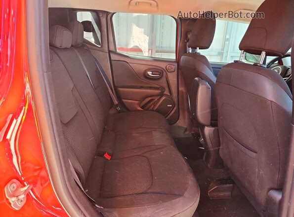ZACNJABBXLPL51789 2020 JEEP RENEGADE Red Widok wnętrza z tyłu