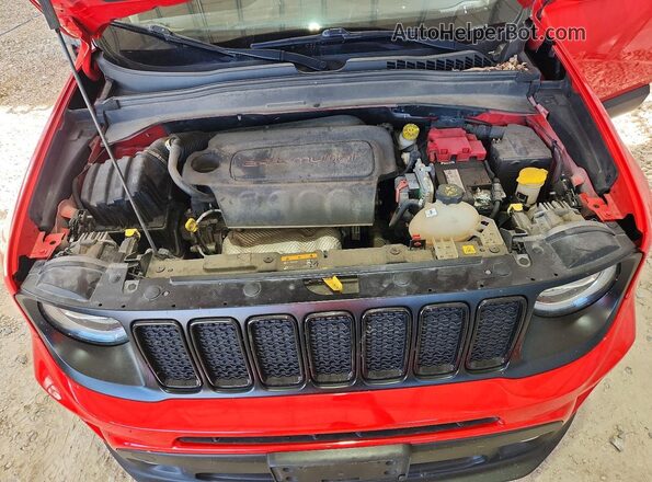 ZACNJABBXLPL51789 2020 JEEP RENEGADE Red Widok komory silnika