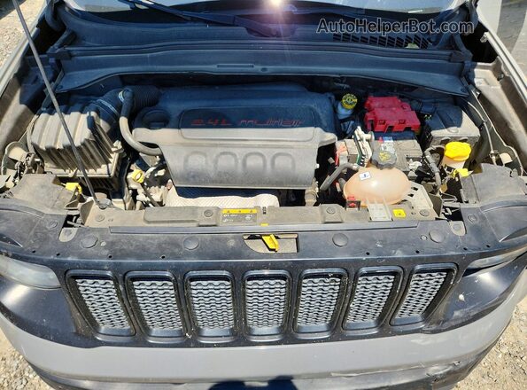 ZACNJBAB0LPL58158 2020 JEEP RENEGADE Серый Вид подкапотного пространства