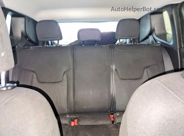 ZACNJBAB9KPK48627 2019 JEEP RENEGADE Серый Вид задних сидений