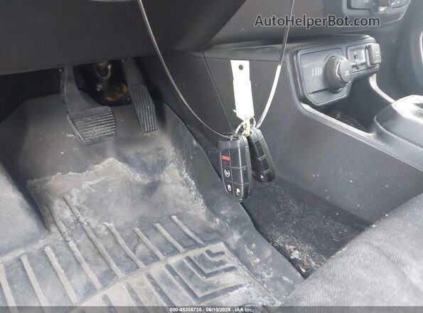 ZACNJBBB6KPK82149 2019 JEEP RENEGADE Gray Widok deski rozdzielczej