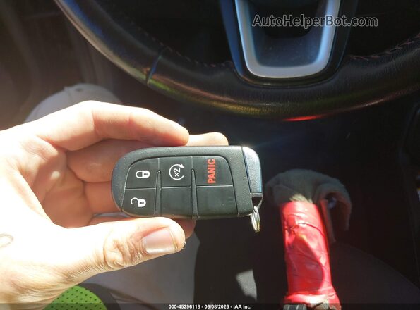 ZACNJBC10KPK69774 2019 JEEP RENEGADE Gray Вид панелі приладів