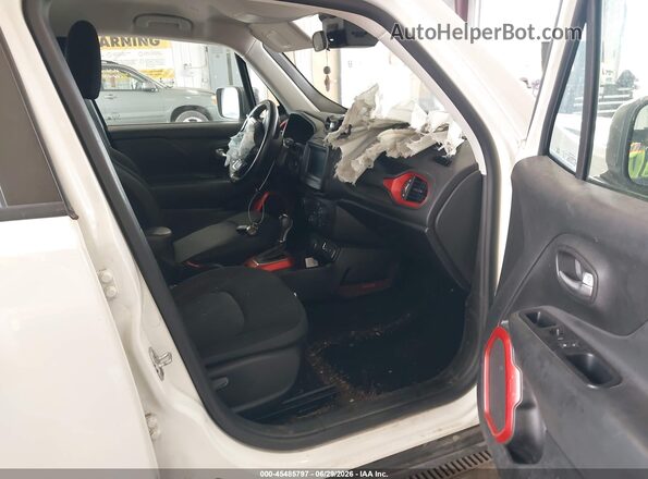 ZACNJBC14KPK64139 2019 JEEP RENEGADE White Vista interior delantera