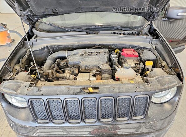 ZACNJBC1XLPL91429 2020 JEEP RENEGADE Black 