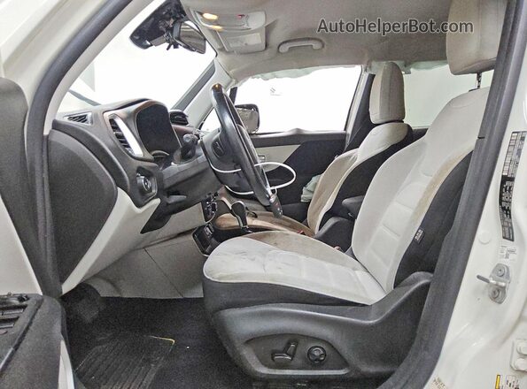 ZACNJCBB9MPN15983 2021 JEEP RENEGADE White Widok wnętrza z przodu